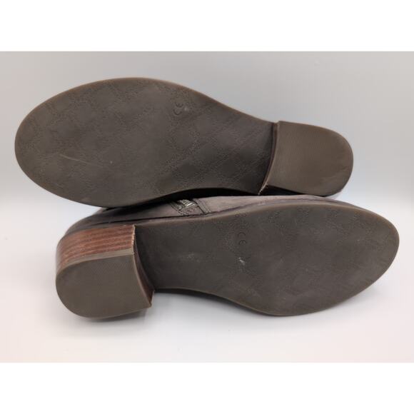 Vionic | Joy Serena Weather Resistant Suede Chelsea Boots with Zipper | 8.5 - Picture 7 of 7